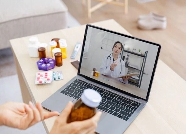Navigating Telemedicine & E-Prescriptions: A Patient's Guide
